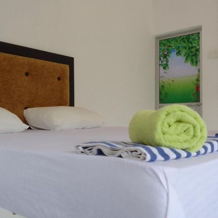 Share Safari Family Bungalow Udawalawe Esterno foto