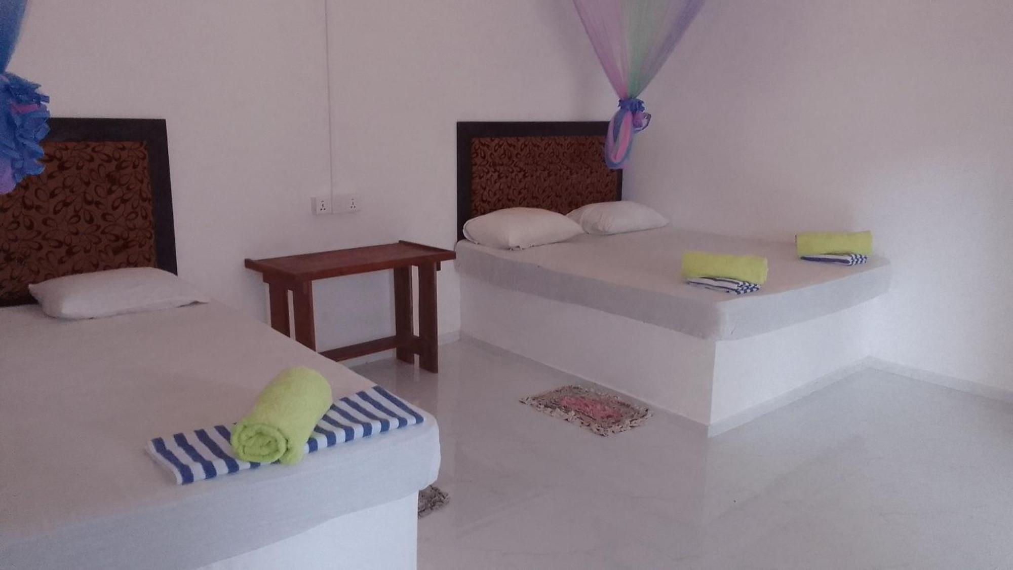 Share Safari Family Bungalow Udawalawe Esterno foto